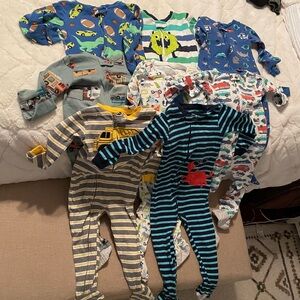 Toddler boys footed sleepers size 3T  - 8 pieces